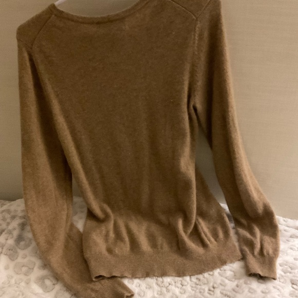 CASHMERE CLUB LUXURY PS tan sweater blouse crew neck long sleeve - Picture 9 of 9